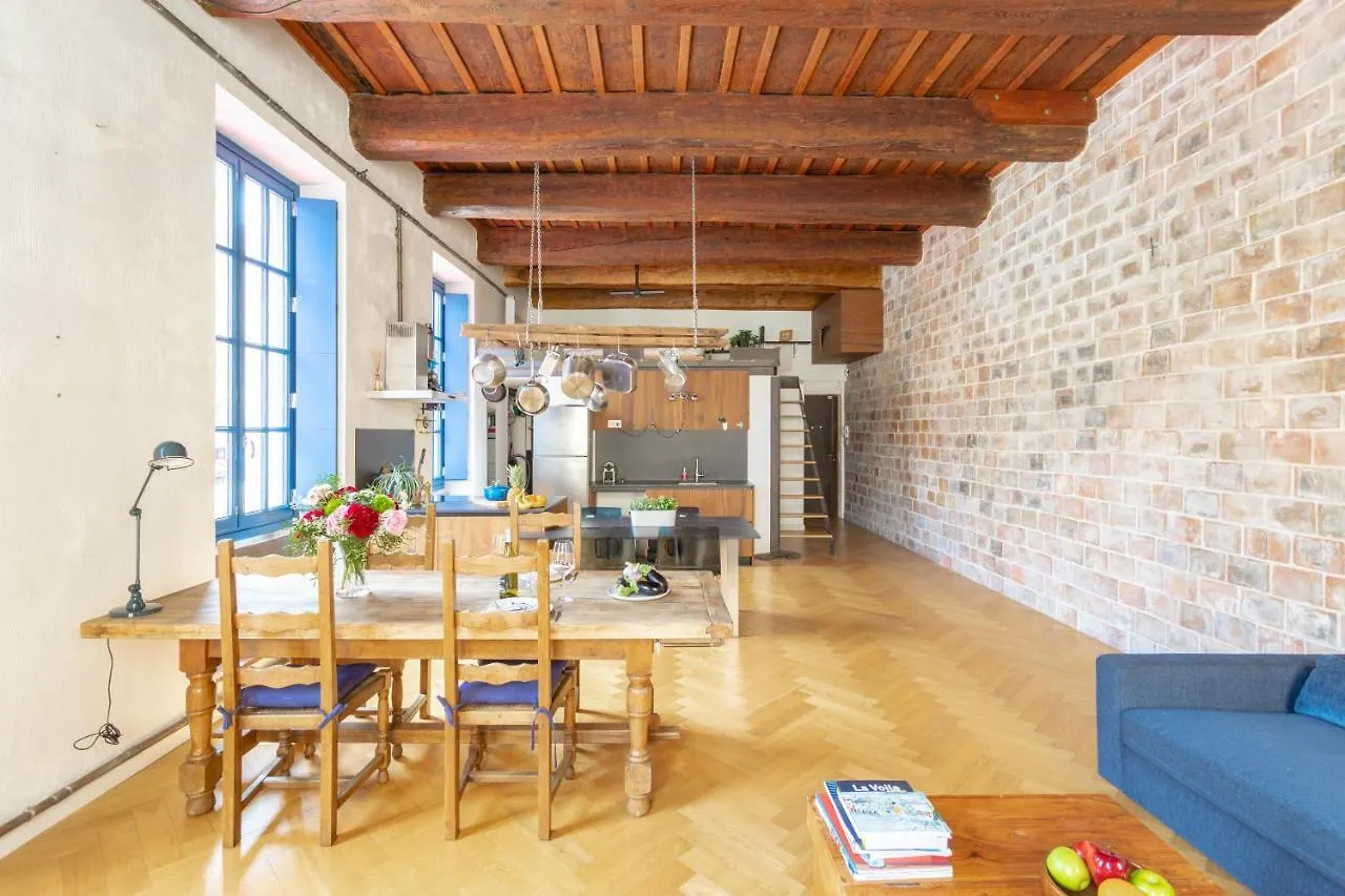 Apartment Sunny Stylish Spacious Loft In Old-Port Marseille