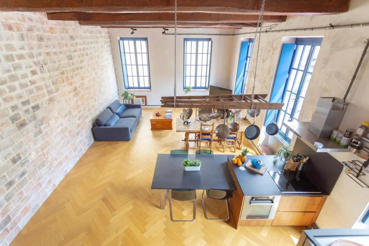 Sunny Stylish Spacious Loft In Old-Port Marseille