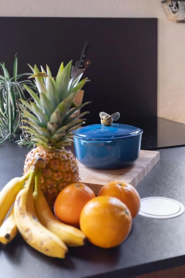 Apartment Sunny Stylish Spacious Loft In Old-Port Marseille