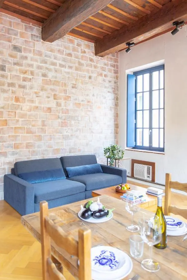 Sunny Stylish Spacious Loft In Old-Port Marseille 0*,  France